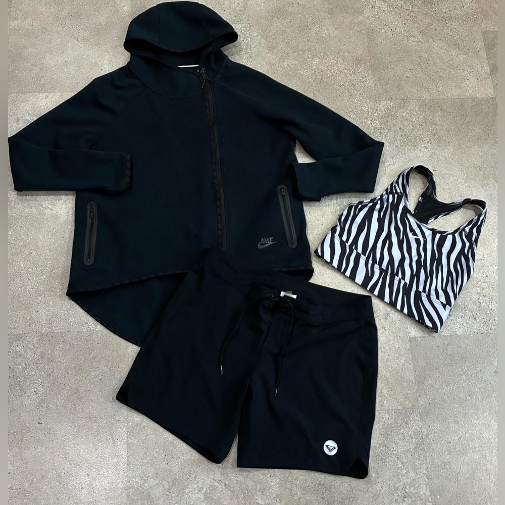Women’s NIKE/ROXY Hoodie Sweatshirt..Board Shorts & Sports Bra, sz Medium